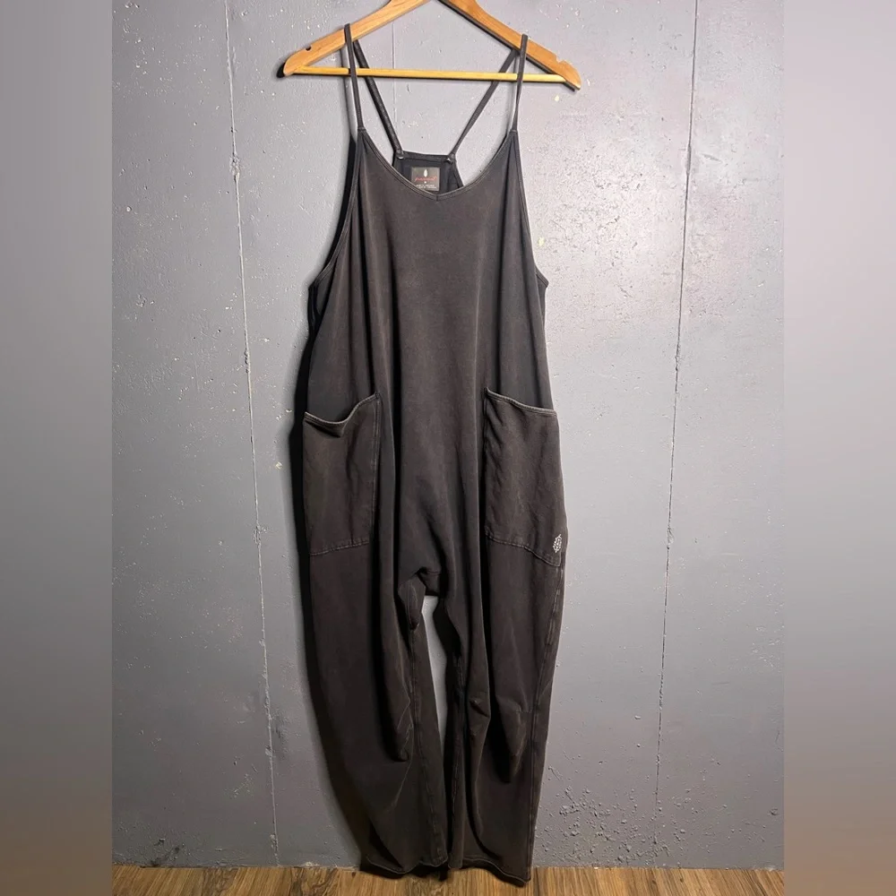 FP Movement Hot Shot Onesie - Washed Black Size M - Picture 3 of 10